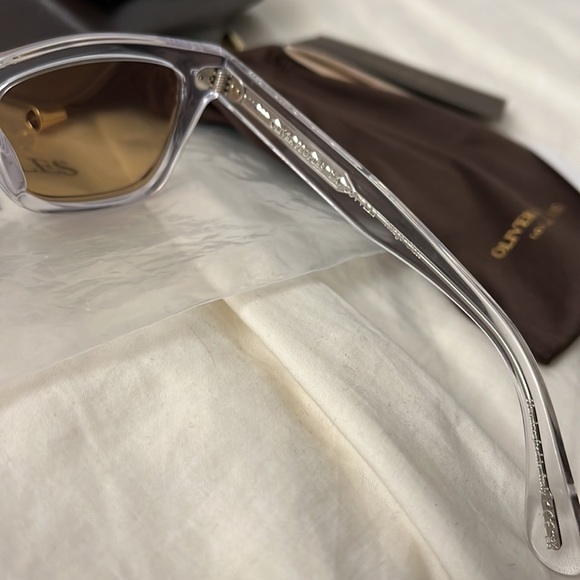 Oliver Peoples Sunglasses - Picture 10 of 11